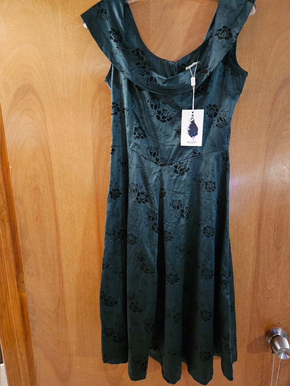 Dark Green Floral-Textured Midi Dress with Scoop Neck